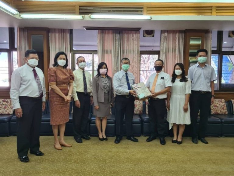 ข้าราชการฝ่ายอัยการและบุคลากรสำนักงานอัยการภาค ๕ ร่วมสวัสดีปีใหม่ อธิบดีอัยการภาค ๕