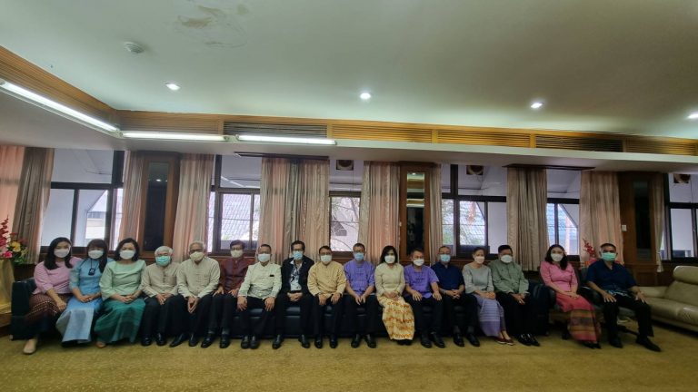 งานประเพณีสระเกล้าดำหัวผู้บริหารและอัยการอาวุโส เนื่องในวันสงกรานต์ ๒๕๖๕