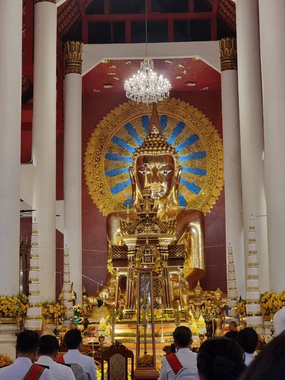 ร่วมพิธีจัดทำน้ำพระพุทธมนต์ศักดิ์สิทธิ์ พิธีเสกน้ำพระพุทธมนต์ศักดิ์สิทธิ์ งานเฉลิมพระเกียรติพระบาทสมเด็จพระเจ้าอยู่หัว เนื่องในโอกาสพระราชพิธีมหามงคลเฉลิมพระชนมพรรษา ๖ รอบ ๒๘ กรกฎาคม ๒๕๖๗