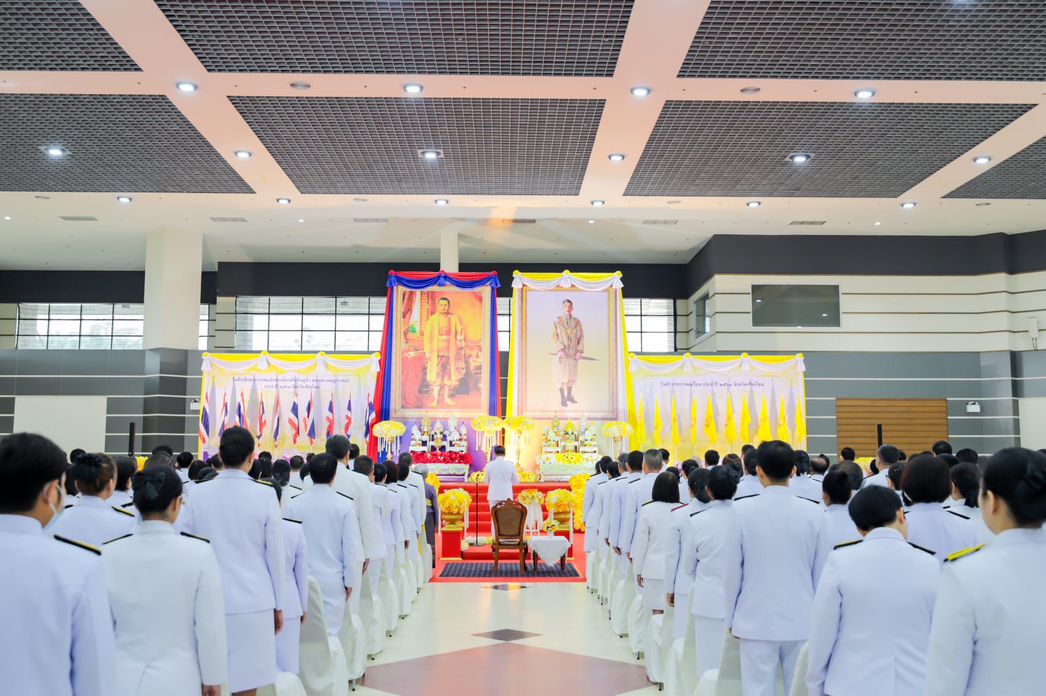 สำนักงานอัยการภาค ๕ ร่วมงานรัฐพิธีวันที่ระลึก “พระบาทสมเด็จพระนั่งเกล้าเจ้าอยู่หัว พระมหาเจษฎาราชเจ้า” และการจัดงานวันข้าราชการพลเรือน ประจำปี ๒๕๖๘