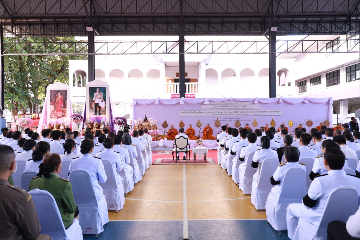 สำนักงานอัยการภาค ๕ มอบหมายผู้แทน ร่วมงานเฉลิมพระเกียรติพระบาทสมเด็จพระมงกุฎเกล้าเจ้าอยู่หัว เนื่องในโอกาสวันคล้ายวันสวรรคตครบ ๑๐๐ ปี ๒๕ พฤศจิกายน ๒๕๖๘ และงานเฉลิมพระเกียรติสมเด็จพระนางเจ้าบรมวงศ์เธอเจ้าฟ้าเพชรรัตนราชสุดา สิริโสภาพัณณวดี กรมพระนครปฐมบรมขัตติยานี มหาธีรราชธิดา เนื่องในโอกาสวันคล้ายวันประสูติครบ ๑๐๐ ปี ๒๔ พฤศจิกายน ๒๕๖๘