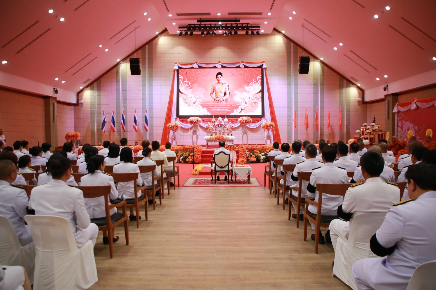 สำนักงานอัยการภาค ๕ มอบหมายผู้แทน ร่วมพิธีการเจริญพระพุทธมนต์ถวายพระกุศล และถวายพระพรชัยมงคลเฉลิมพระเกียรติ เนื่องในโอกาสวันคล้ายวันประสูติสมเด็จพระเจ้าลูกเธอ เจ้าฟ้าสิริวัณณวรี นารีรัตนราชกัญญา